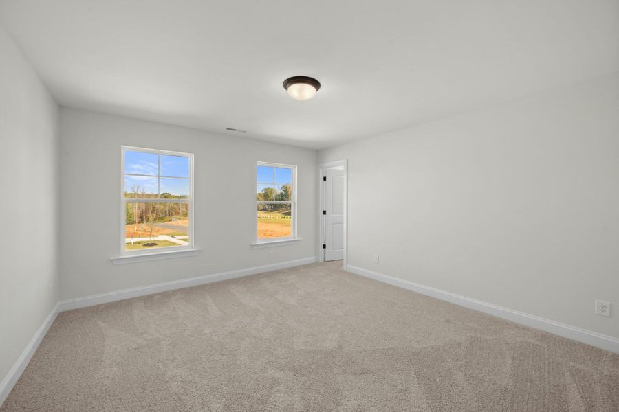 Spacious, unfurnished interior of a new home in Pisgah Park, Kernersville (Image 30).