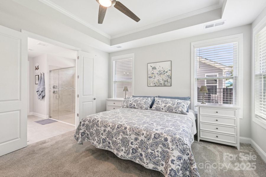 Furnished interior view inside a new home in Handsmill on Lake Wylie, York (Image 14).