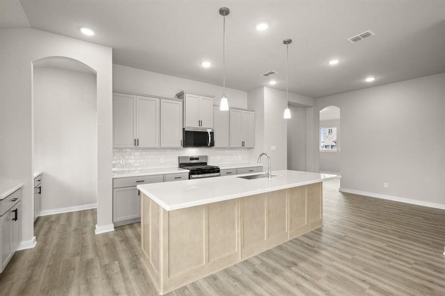 409 Rivers Edge- Kitchen-2