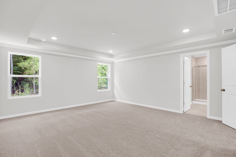 Spacious, unfurnished interior of a new home in Carriage Estates, Lexington (Image 43).