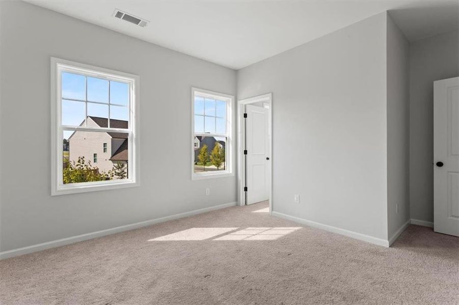 Spacious, unfurnished interior of a new home in Edgewater, Canton (Image 10).