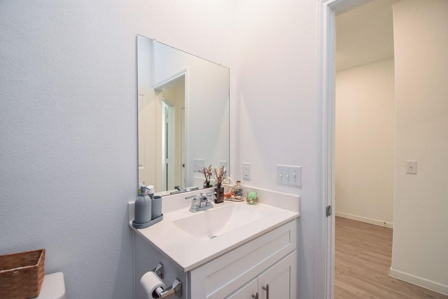 Furnished interior view inside a new home in , Alvin (Image 16).