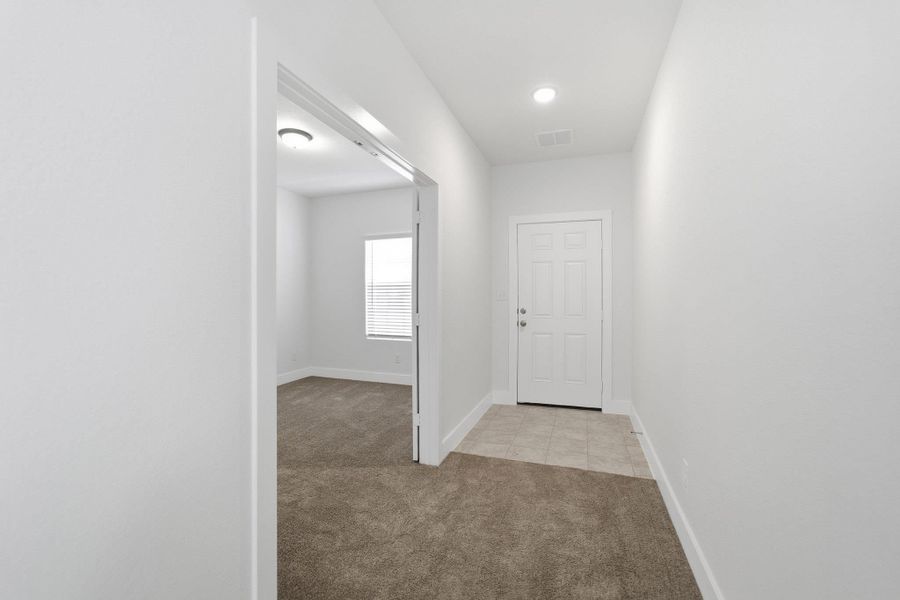 Spacious, unfurnished interior of a new home in Grande Estates, Bertram (Image 19).