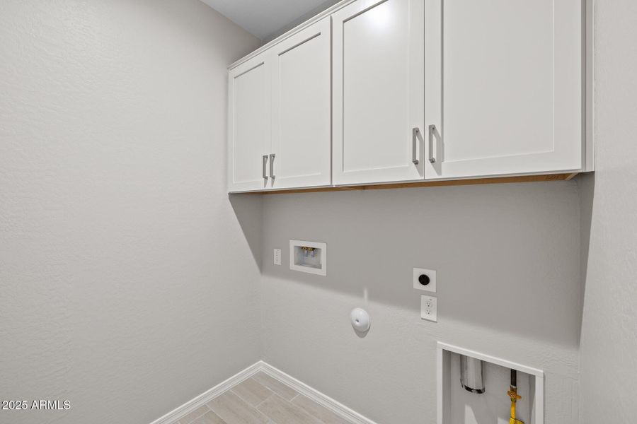 30)LAUNDRY ROOM 30)LAUNDRY ROOM