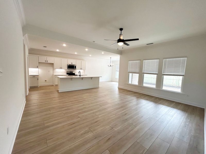 Spacious, unfurnished interior of a new home in Houston Place, Crestview (Image 13).