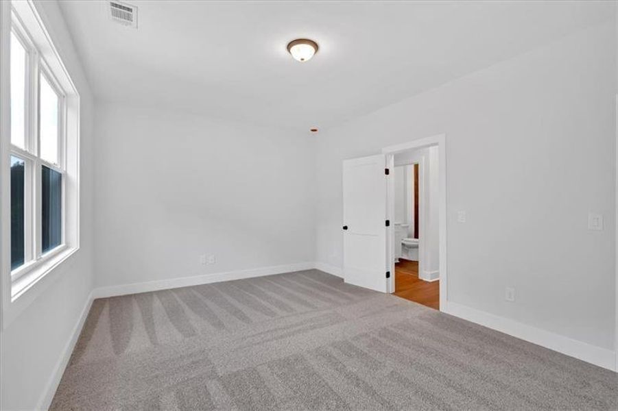 Spacious, unfurnished interior of a new home in , Rome (Image 47).