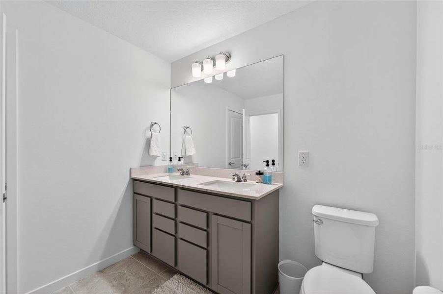 Furnished interior view inside a new home in Waterset, Apollo Beach (Image 9).