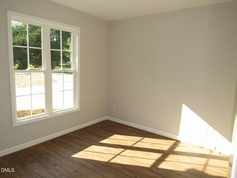 Guest bedroom