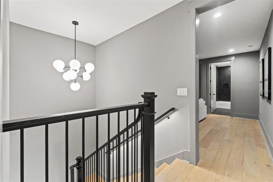 Spacious, unfurnished interior of a new home in , Tampa (Image 26).