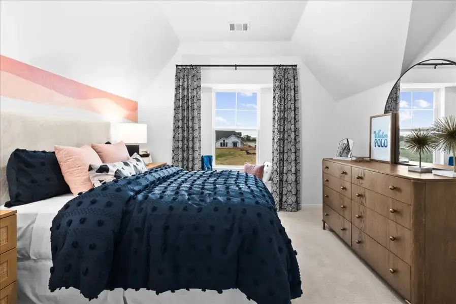 Furnished interior view inside a new home in Meadow Run, Melissa (Image 18).