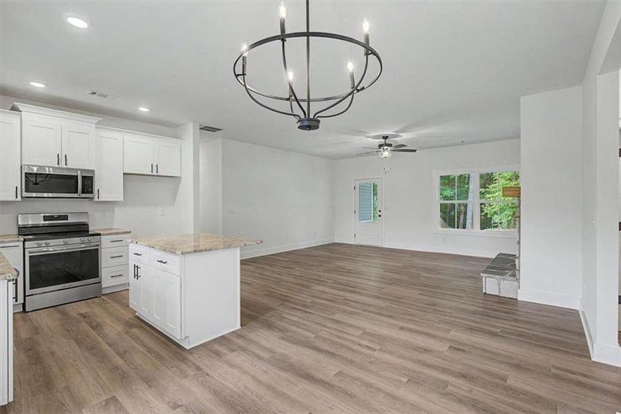 Spacious, unfurnished interior of a new home in , Dallas (Image 35). Spacious, unfurnished interior of a new home in , Dallas (Image 35).