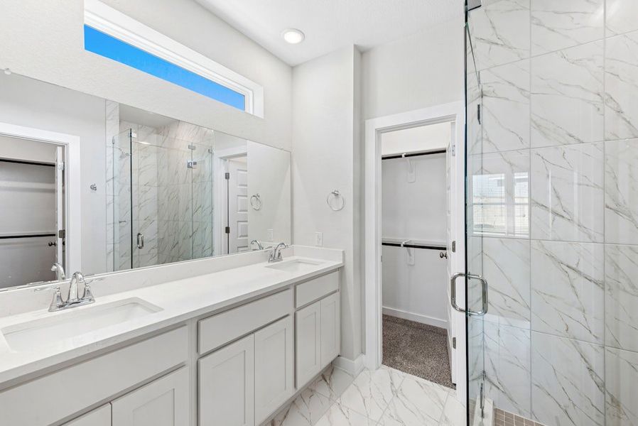 Furnished interior view inside a new home in Mayfair, New Braunfels (Image 7).