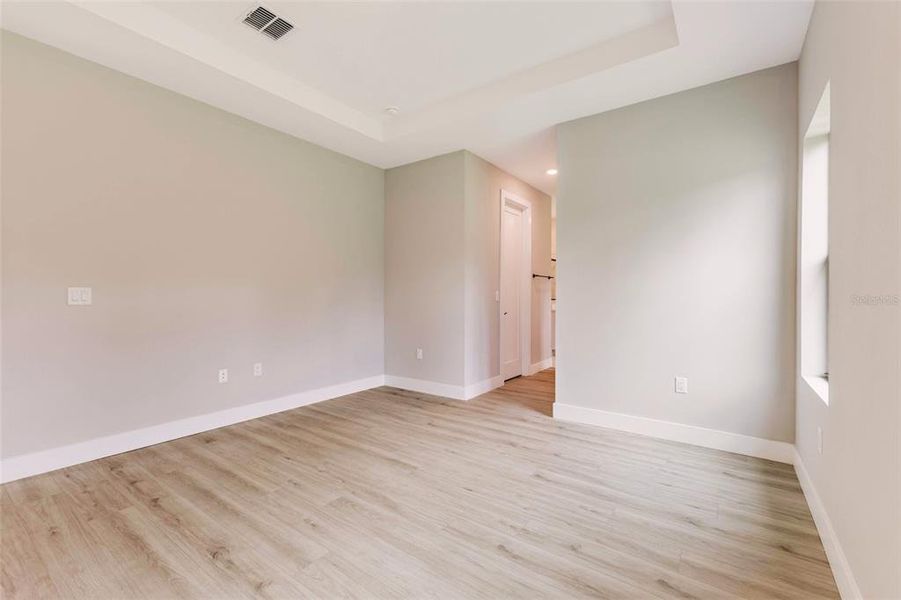 Spacious, unfurnished interior of a new home in , North Port (Image 25).