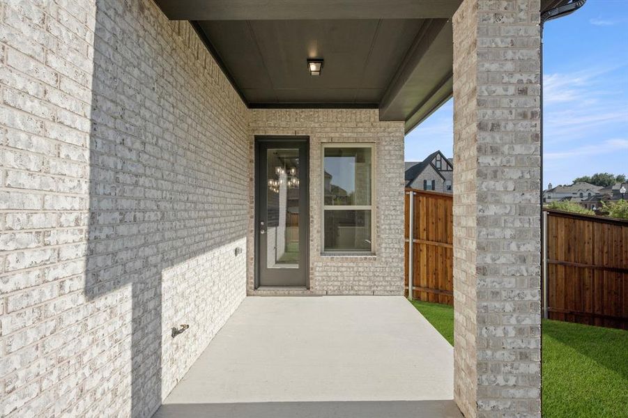 2705 Chambray- Patio-1 2705 Chambray- Patio-1