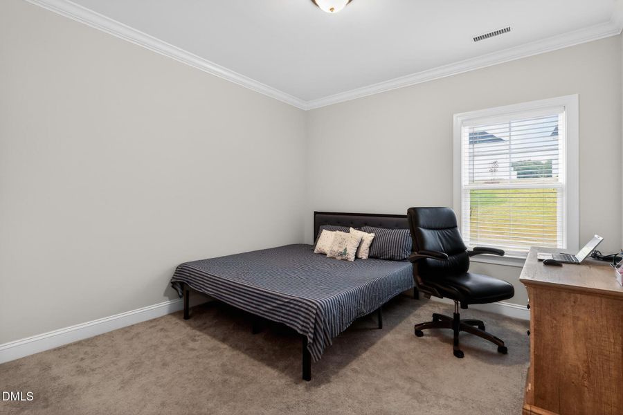 24_920_Jasper_Mine_Trl-Bedroom-_081
