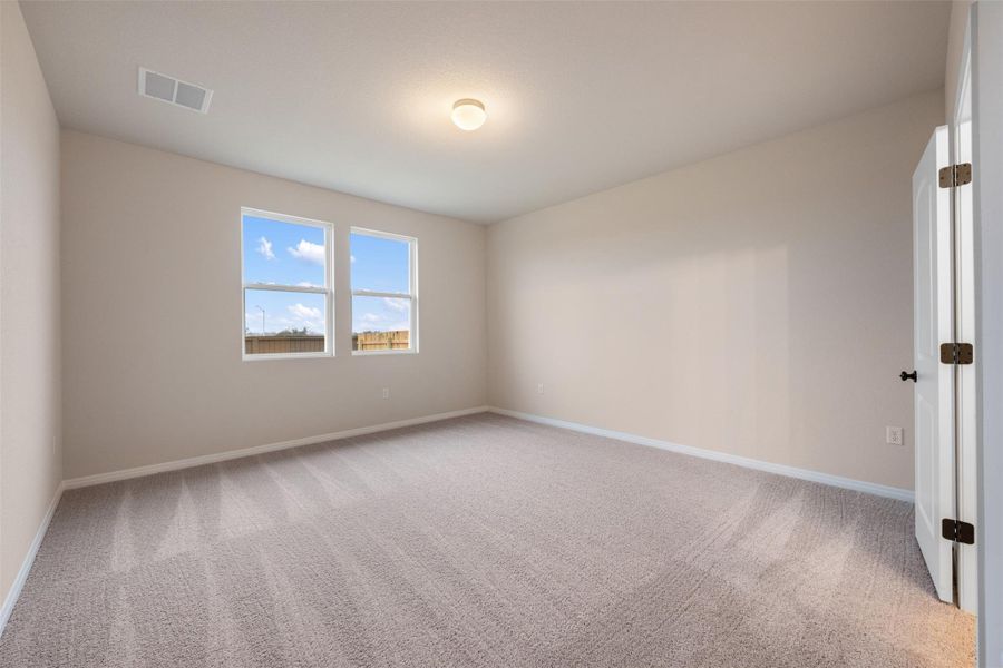 Spacious, unfurnished interior of a new home in Rolling Glen, Hutto (Image 23). Spacious, unfurnished interior of a new home in Rolling Glen, Hutto (Image 23).