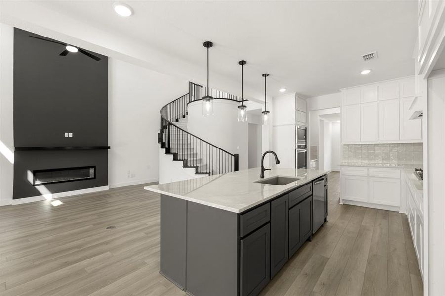 11. 15004 Pizarro - Kitchen (3)