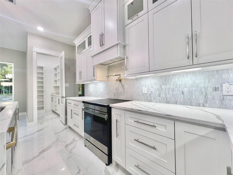 Furnished interior view inside a new home in , Dayton (Image 14).