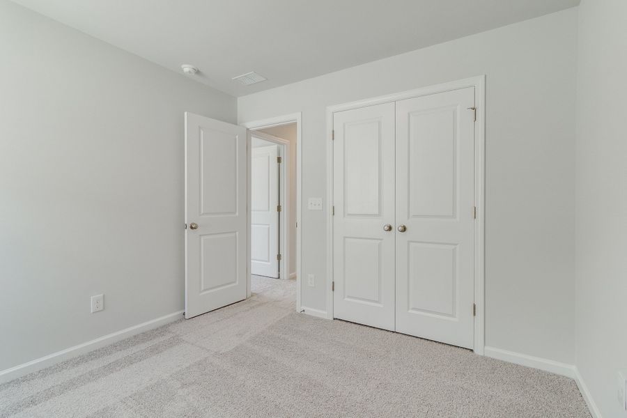 Spacious, unfurnished interior of a new home in Killians Crossing, Blythewood (Image 35).