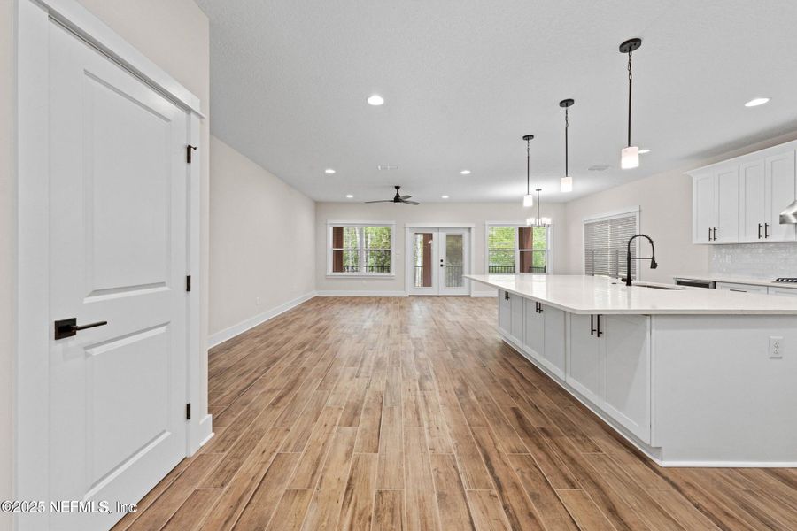 Spacious, unfurnished interior of a new home in , Jacksonville (Image 48).