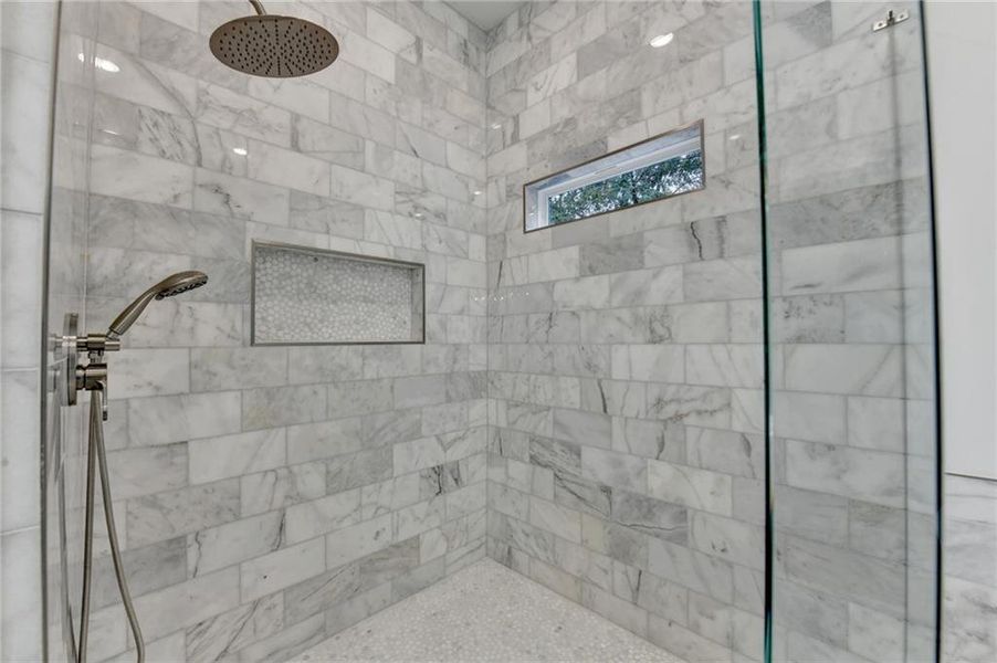 Image 42 of a home in .