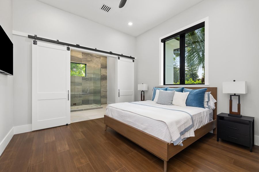 Guest Bedroom Guest Bedroom