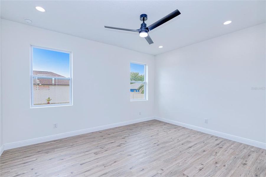 Spacious, unfurnished interior of a new home in , Port Charlotte (Image 30).