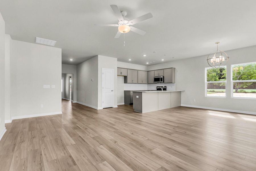Spacious, unfurnished interior of a new home in Fairway Woods at Wyboo, Manning (Image 24). Spacious, unfurnished interior of a new home in Fairway Woods at Wyboo, Manning (Image 24).
