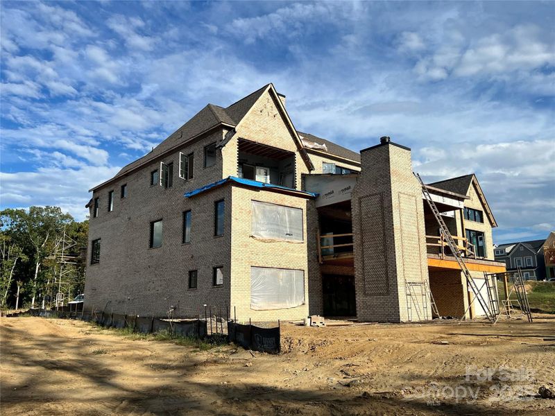 Image 14 of a home in .