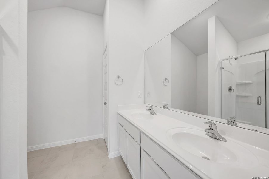 Furnished interior view inside a new home in Mesquite Ridge, San Antonio (Image 9).