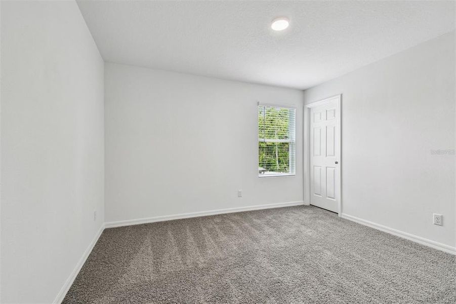 Spacious, unfurnished interior of a new home in Meadow Oaks, Hudson (Image 32).