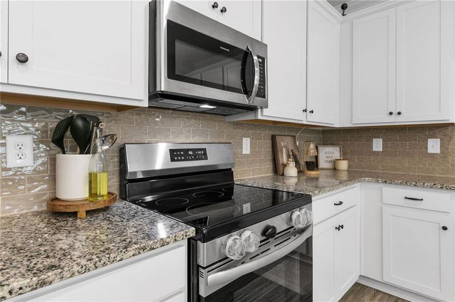 Furnished interior view inside a new home in , Powder Springs (Image 7).