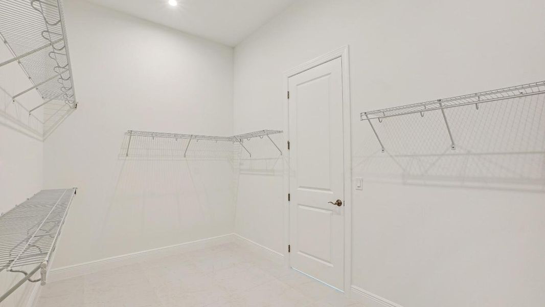 Owner's Suite Closet Owner's Suite Closet