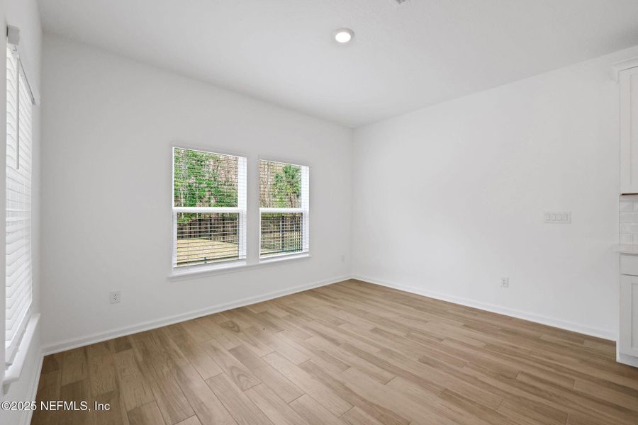 Spacious, unfurnished interior of a new home in TrailMark, St. Augustine (Image 16).