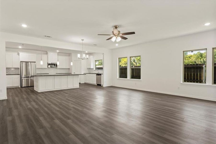 Spacious, unfurnished interior of a new home in , Dallas (Image 18). Spacious, unfurnished interior of a new home in , Dallas (Image 18).