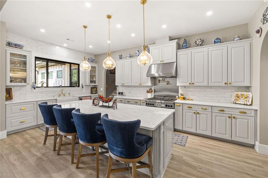 Furnished interior view inside a new home in , Jefferson (Image 28).