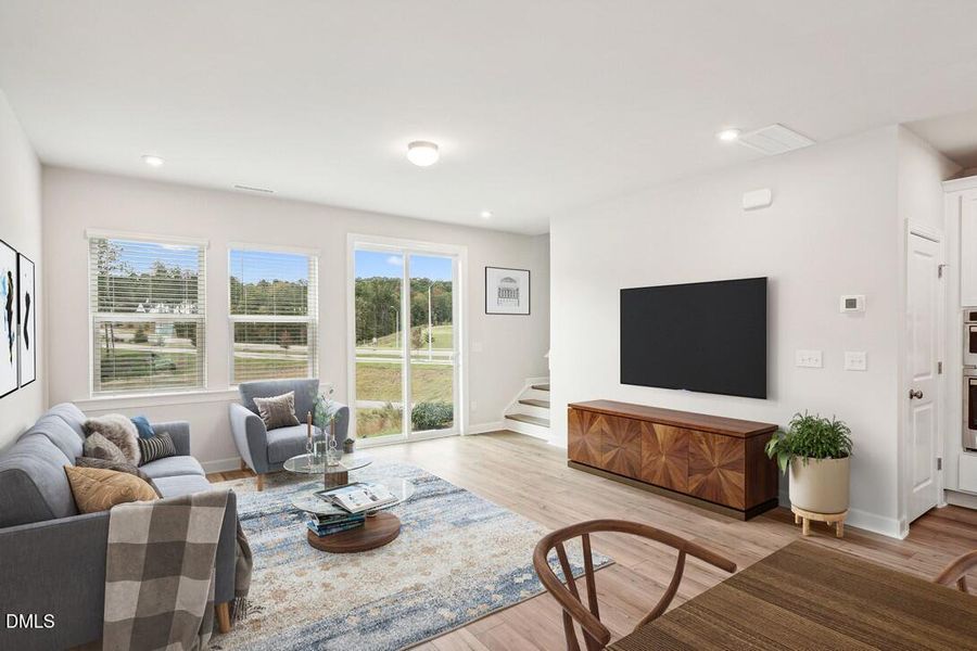 8b25828b-b3f4-4f71-9bd5-b639894e959a_web 8b25828b-b3f4-4f71-9bd5-b639894e959a_web