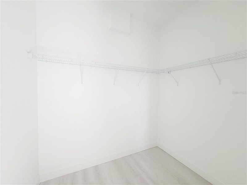 Spacious, unfurnished interior of a new home in , Punta Gorda (Image 32).