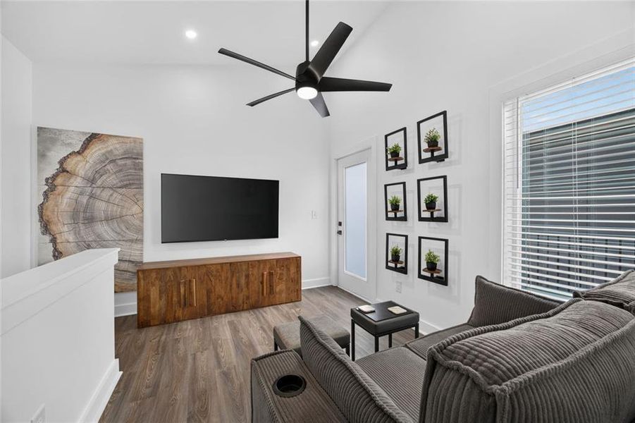 Furnished interior view inside a new home in , Union City (Image 17).