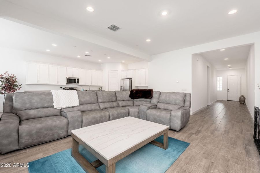 3272 W Peak View Rd - 04