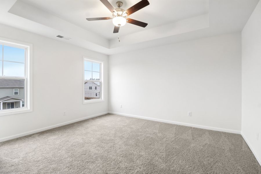 Spacious, unfurnished interior of a new home in Portrait Hills, Aiken (Image 20).