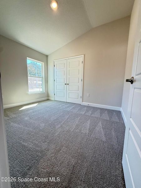 Spacious, unfurnished interior of a new home in Sebastian Highlands, Sebastian (Image 9).