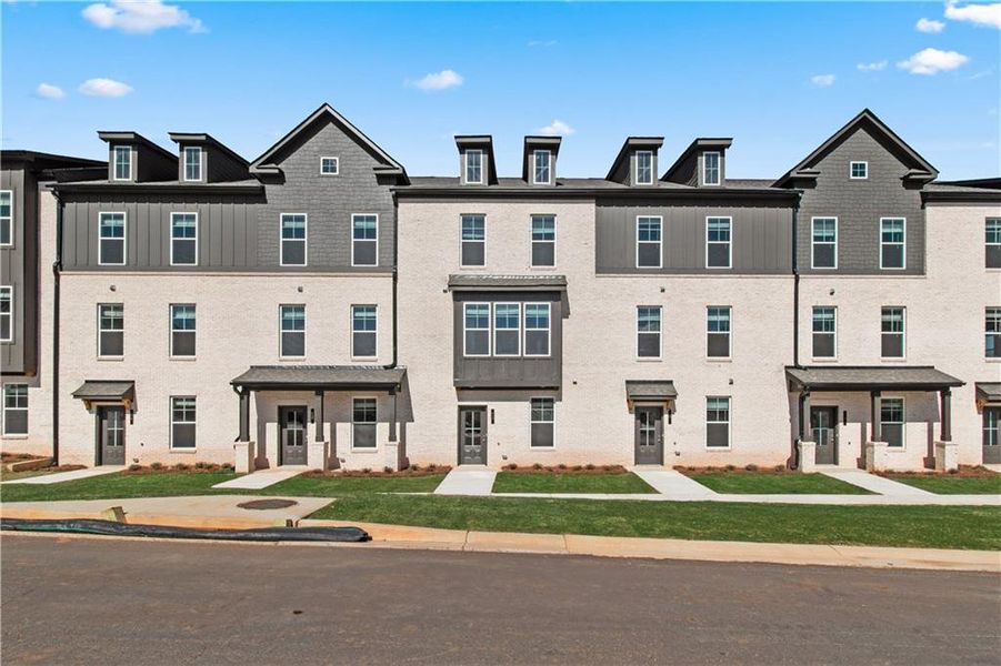 Image 45 of a home in Daybreak.