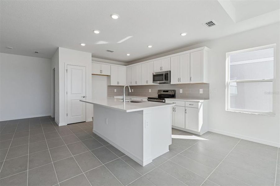 Furnished interior view inside a new home in Southpointe, Palmetto (Image 8).