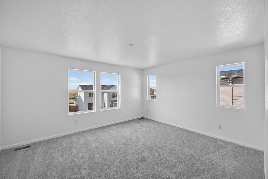 Spacious, unfurnished interior of a new home in Sky Ranch, Watkins (Image 18). Spacious, unfurnished interior of a new home in Sky Ranch, Watkins (Image 18).