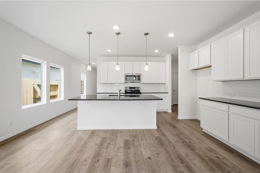 Furnished interior view inside a new home in Colony at Pinehurst, Pinehurst (Image 11).