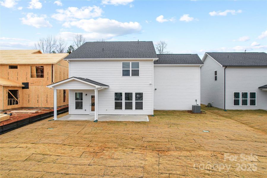 Exterior details and patio area of a home in Forest Creek, Waxhaw (Image 4).