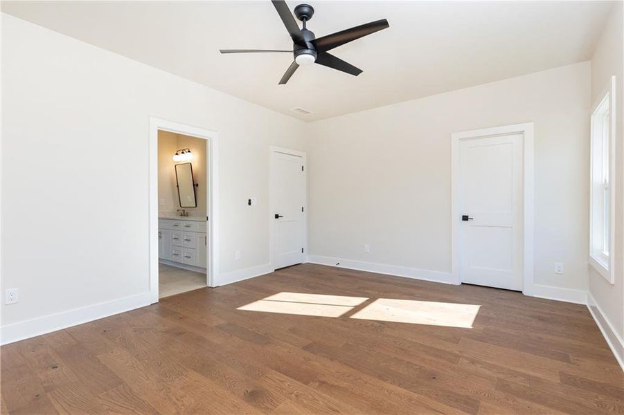 Spacious, unfurnished interior of a new home in , Atlanta (Image 20). Spacious, unfurnished interior of a new home in , Atlanta (Image 20).