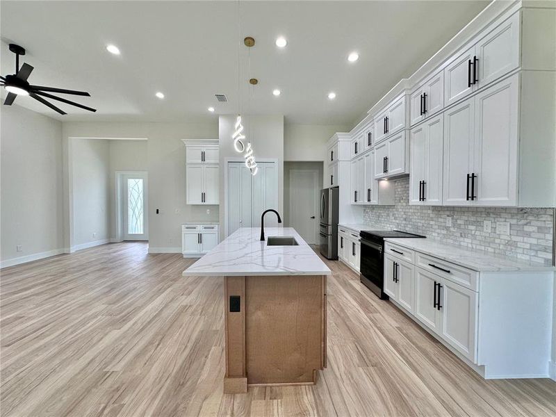 Image 30 of a home in .