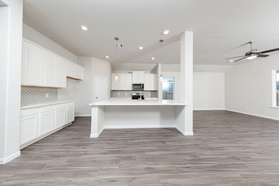 Furnished interior view inside a new home in Bluestem, Brookshire (Image 8).